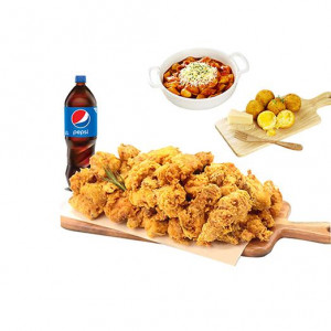 후라이드 치킨+치즈볼+눈꽃 치즈 떡볶이+콜라1.25L